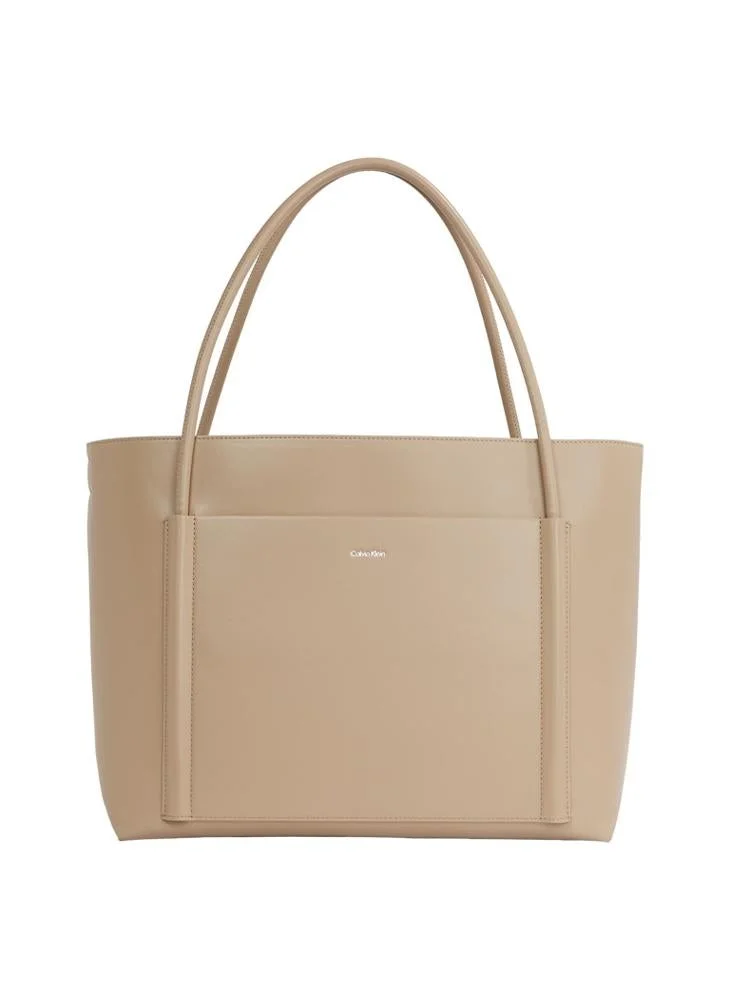 كالفن كلاين LARGE SHOPPER
