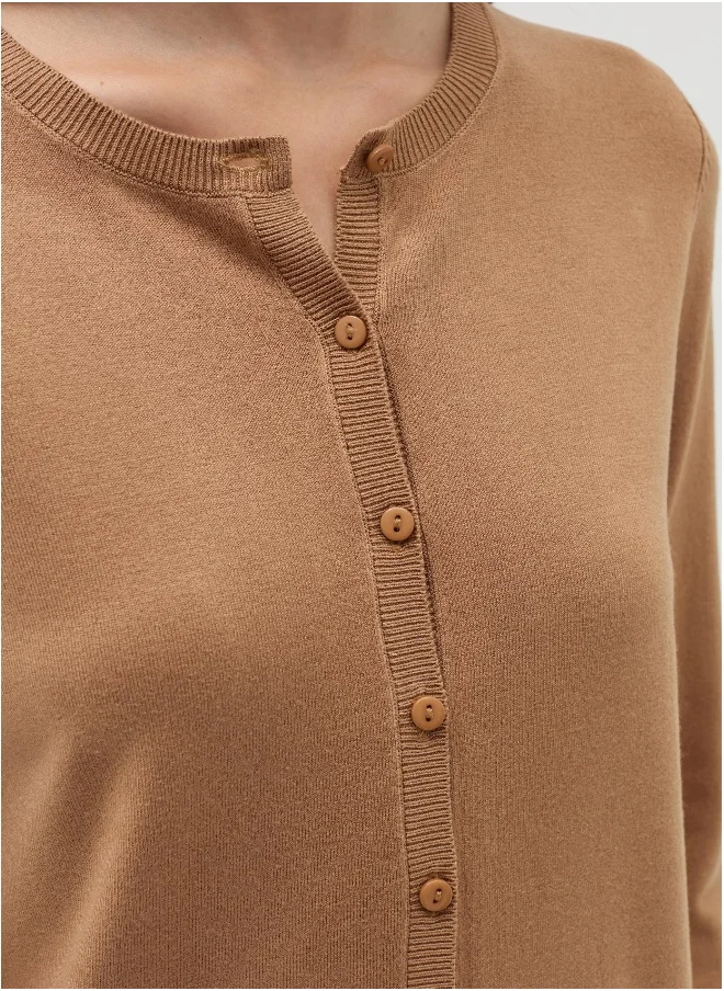 او في اس Cardigan with three-quarter sleeves