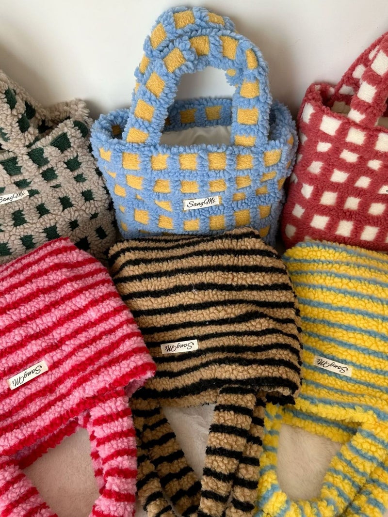 518682 Lamb Waffle Waffle Cute Hand Tote Bag Women'S Bag Portable Large Capacity Hand Bag - Image 2