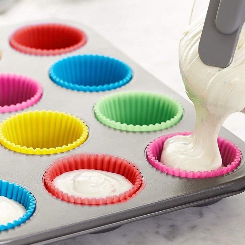 Bake House Nonstick Aluminum 6 Cavity Muffin Tray with 12 Pieces Silicon Cupcake Muffin - Image 2