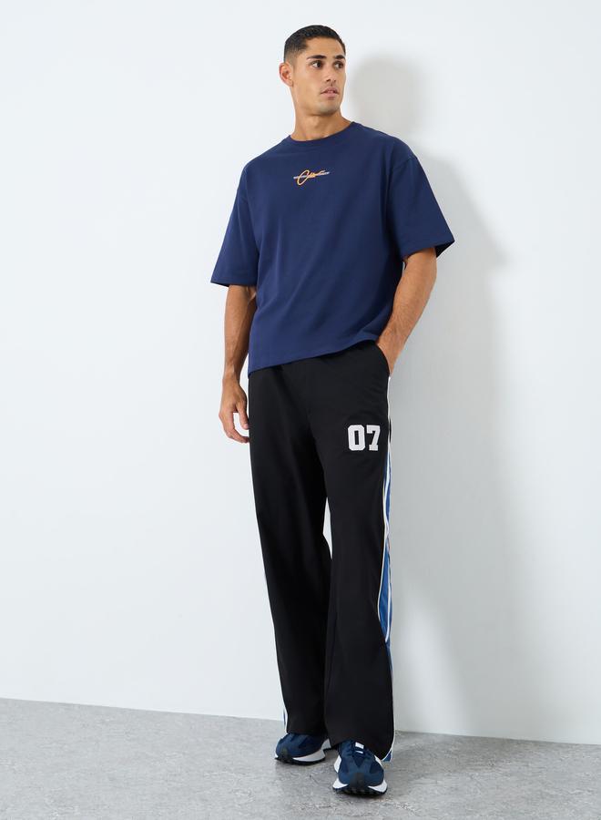 Styli Oversized Fit Cut and Sew Detail Parachute Pant - Image 2
