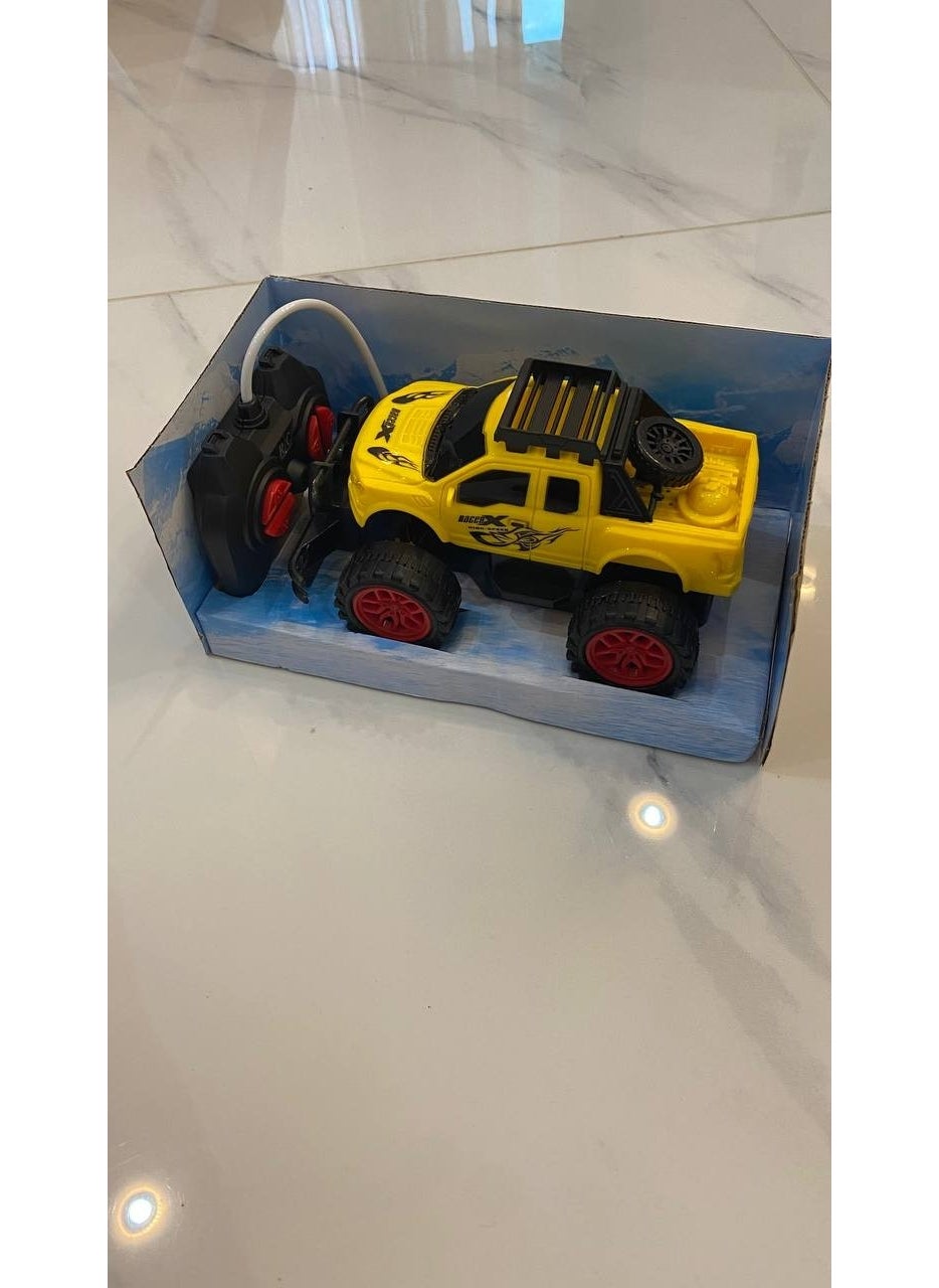 Remote Controlled Off Road Jeep Full Function Battery Operated Toy Car with Lights - pzsku/Z5D746D88DE99C0424C9EZ/45/_/1740644662/67aef496-3192-4367-a33f-fca15dc93145