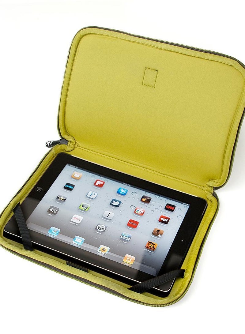 Crumpler TGIP-021 Protective Sleeves for New iPad/Tablet 9.7 inch, Black - Image 1
