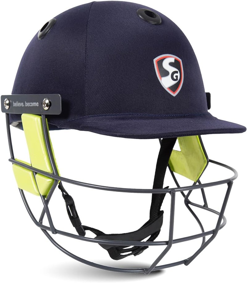 SG Cricket Helmet  AEROSELECT Medium - Image 1