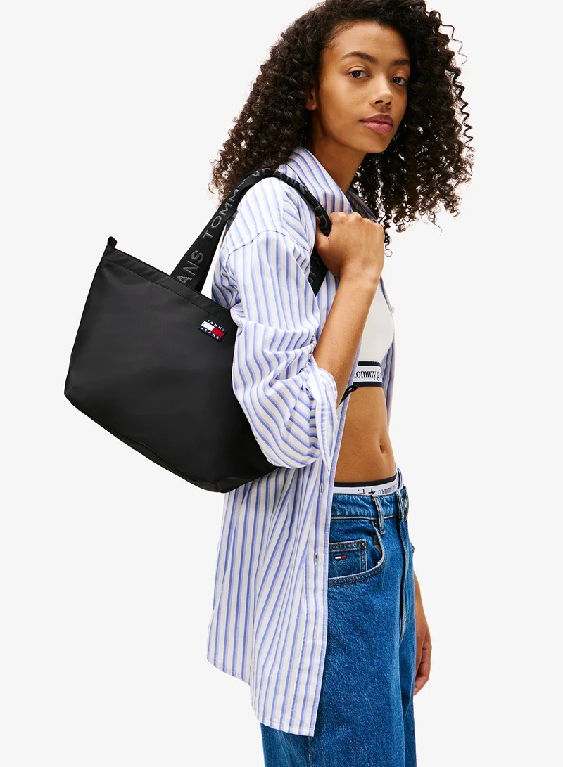 تومي جينز حقيبة يد صغيرة أساسية يومية