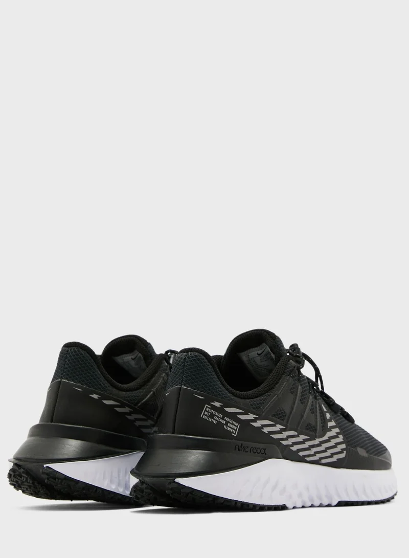 Nike Legend React 3 Shield