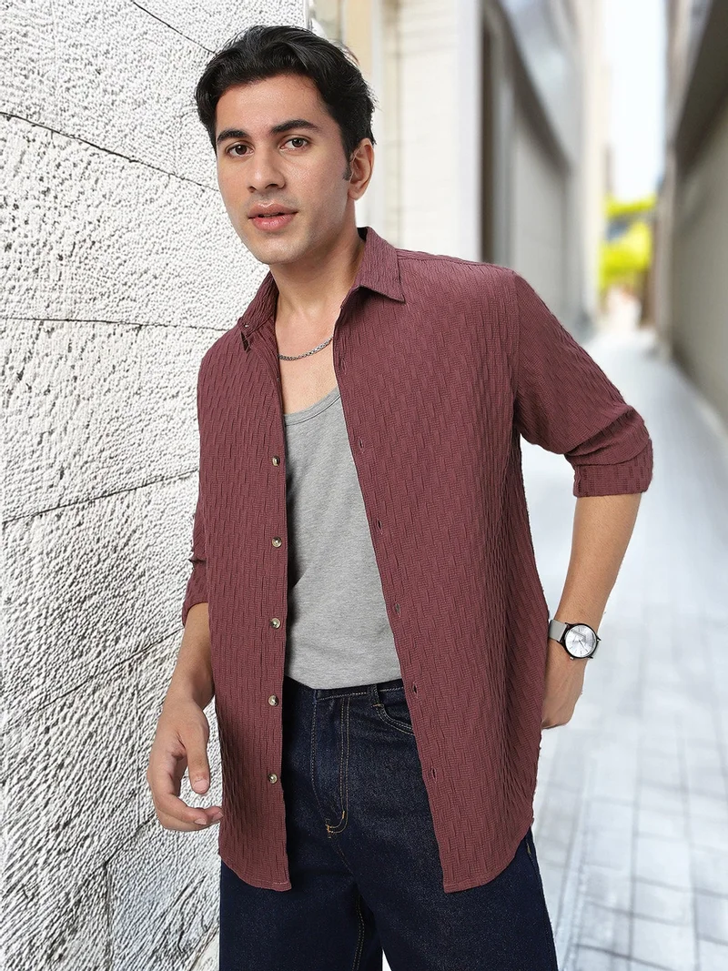 Urbano Fashion  Urbano Fashion Men's Mauve Cotton Full Sleeve Regular Fit Textured Shirt with Spread Collar  | Best Price UAE