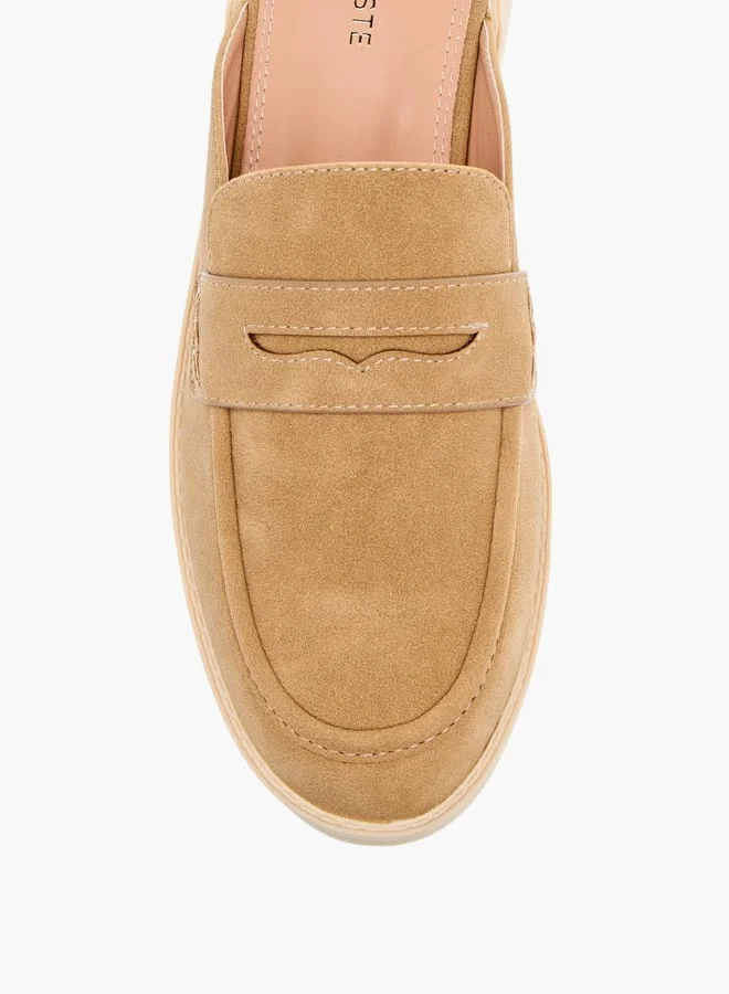 سيليست Womens Solid Slip-On Mules