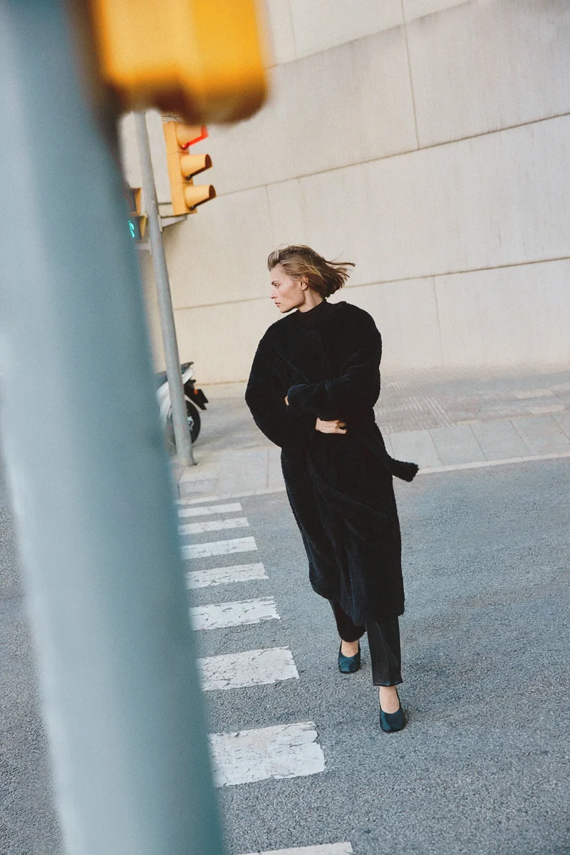 اتش اند ام معطف ناعم بحزام