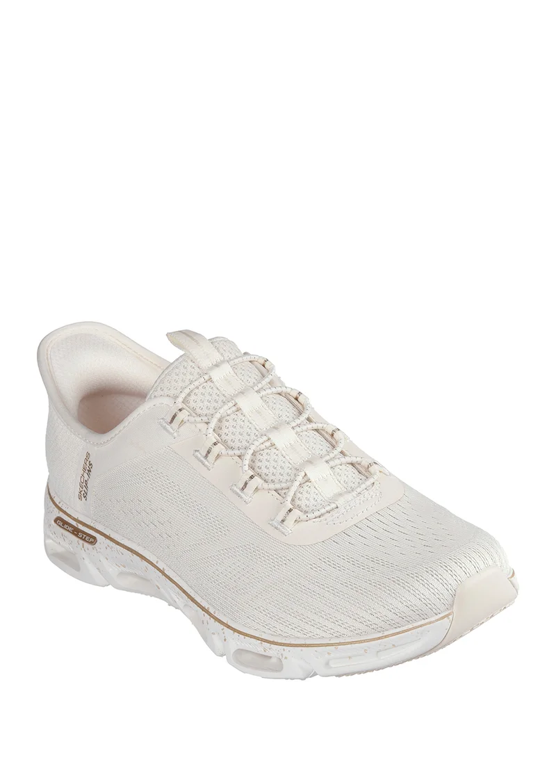 SKECHERS Glide-Step Gratify