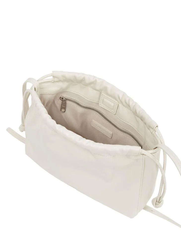 Calvin Klein Jeans DRAWSTRING CROSSBODY BAG