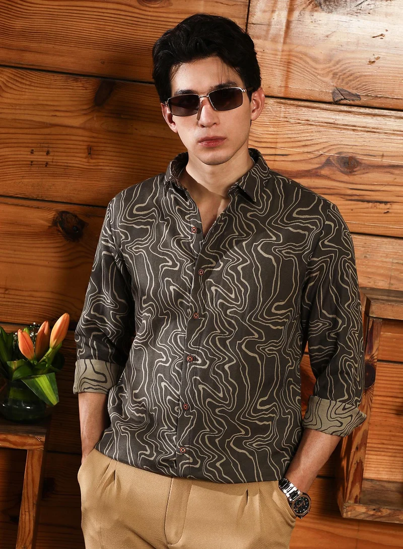 Campus Sutra Campus Sutra Men's Midnight Black & Khaki Beige Constract-Fluid Jacquard Shirt | Spread Collar , Long  Cuffed Sleeves , Button Closure | Abstract Jacquard | Cotton-Blend Shirt For Casual Wear