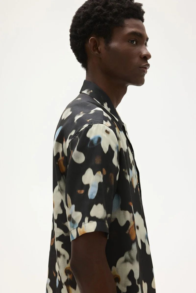 H&M  Regular Fit Patterned resort shirt for Men | Best Price UAE