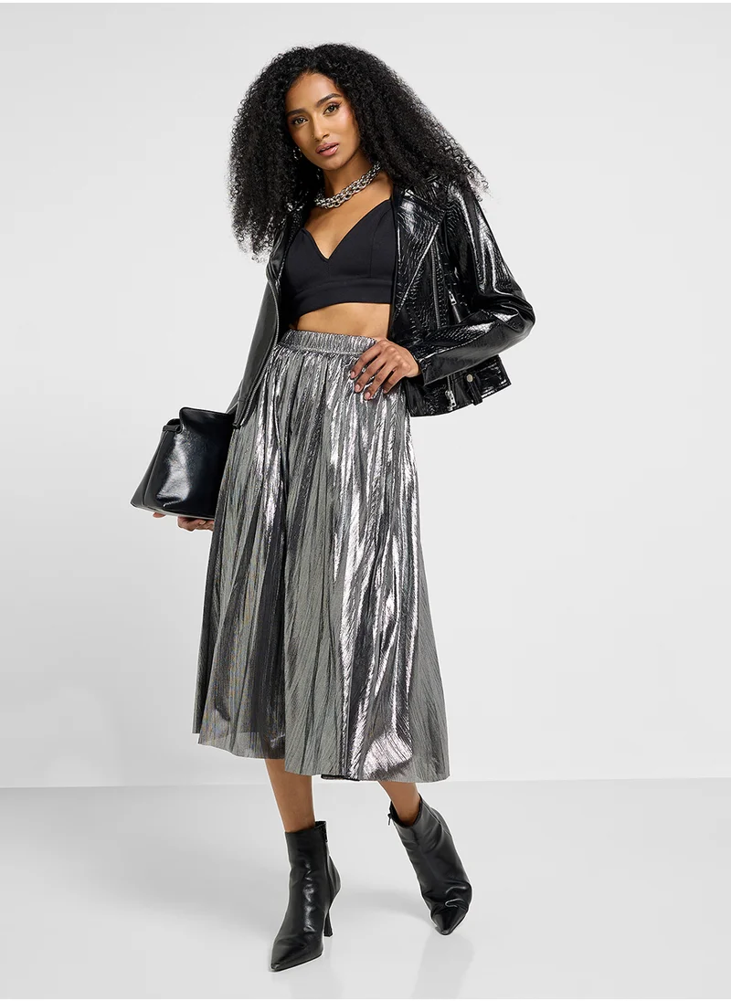 جينجر Metallic Pleated Skirt In Silver