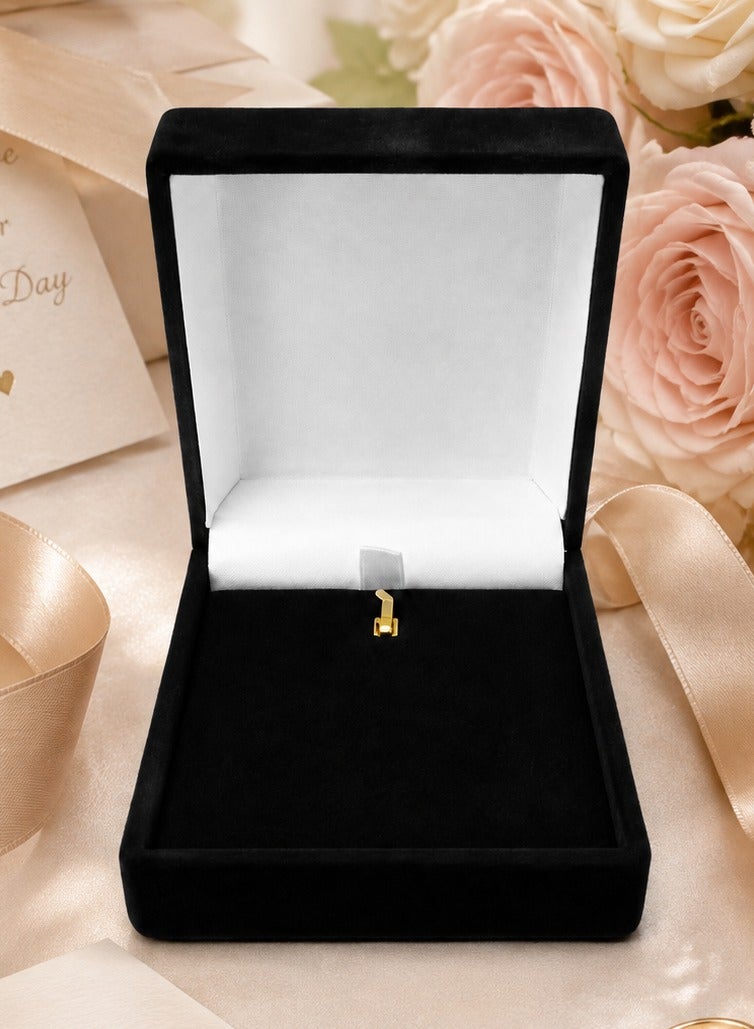 Velvet Gift Box for Pendants and Chains for Wedding and Engagement (Black) - Image 1
