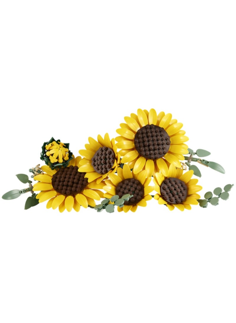 LEGO Botanicals Sunflower Bouquet Building Set - Image 2