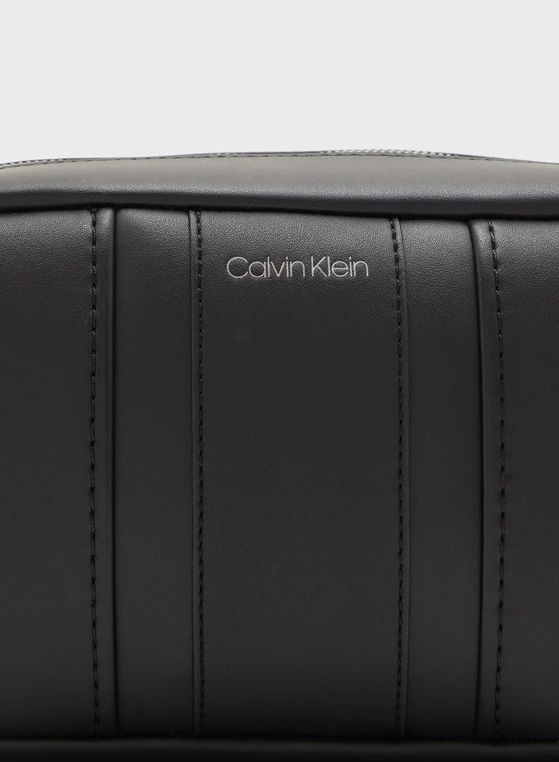 Calvin Klein Jeans Logo Messenger Bag