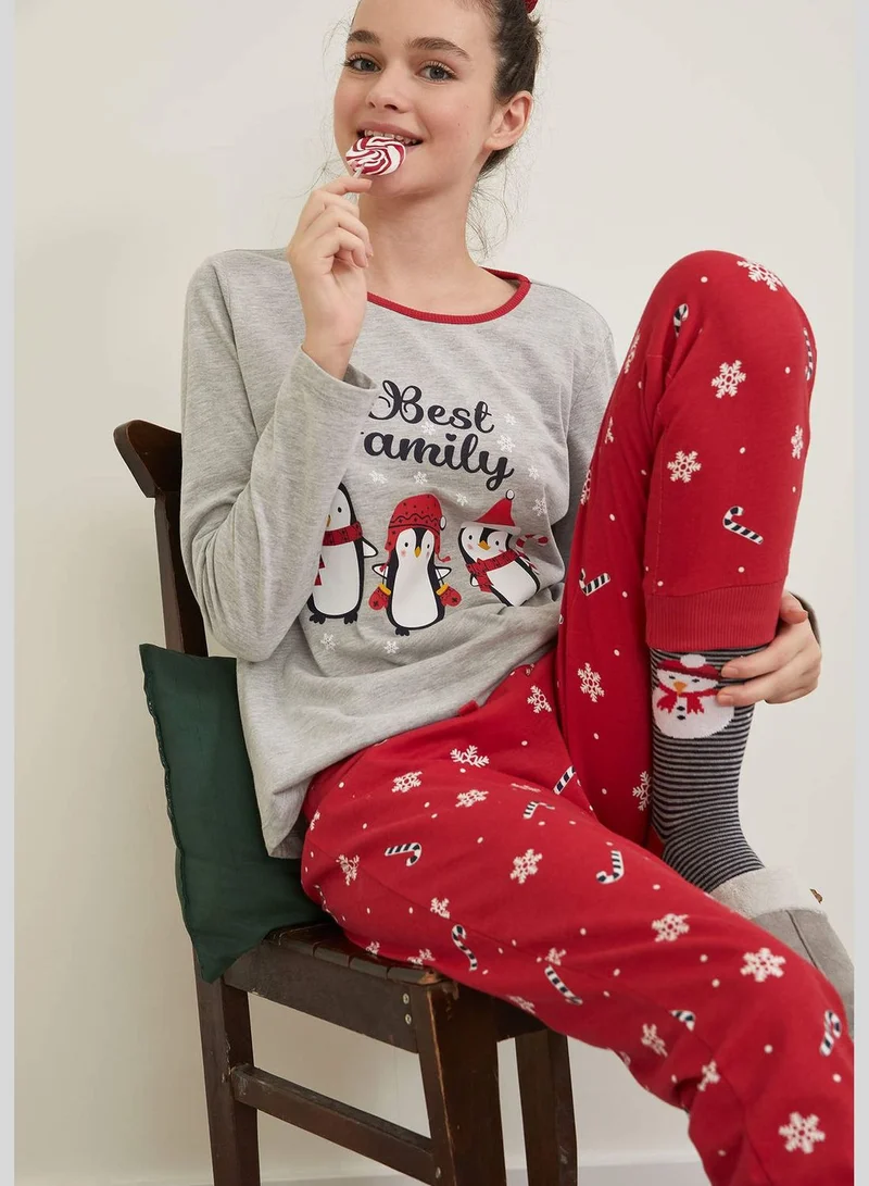 ديفاكتو New Year Themed Long Sleeve Pyjama Set