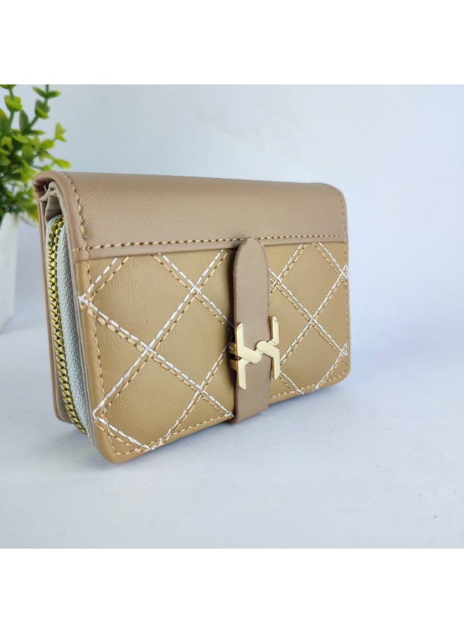 محفظة جلد نسائية فاخرة مقسمة من الداخل لتنظيم جميع أغراضك - Image 2