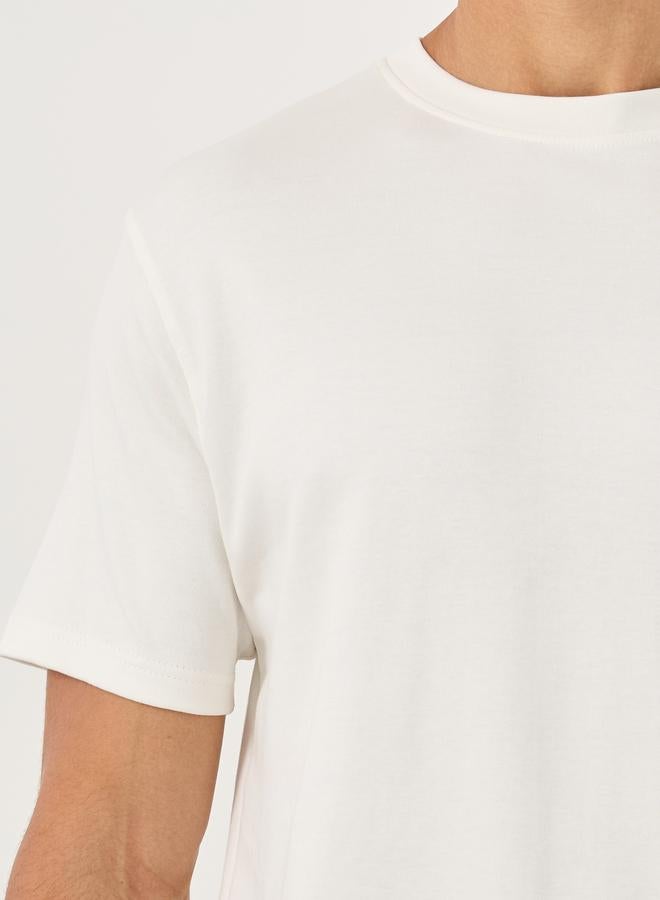 Styli Crew Neck Textured Regular Fit T-Shirt - Image 3