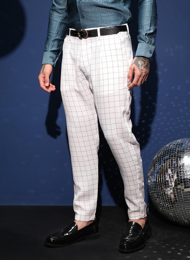 Campus Sutra Men's Cream White Graph Tailored Trousers For Casual Wear | Mid-Rise | Regular Fit | Button Closure | Trousers Crafted With Comfort Fit For Everyday Wear  - Image 3
