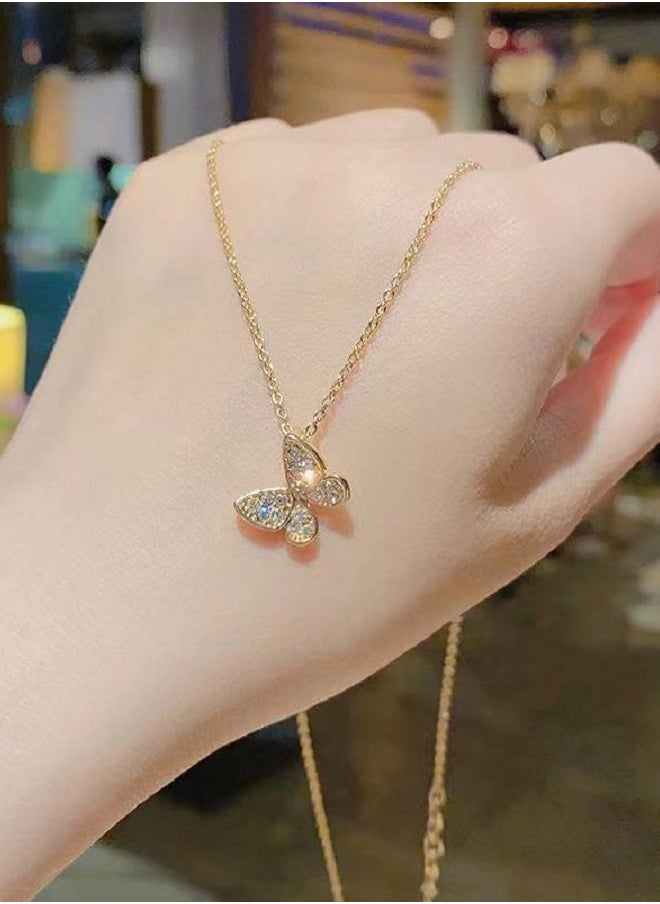 General Clavicle chain necklace with mini butterfly pendant  - Image 3