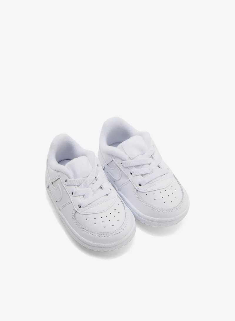 نايكي حذاء فورس 1 كريب بي سي