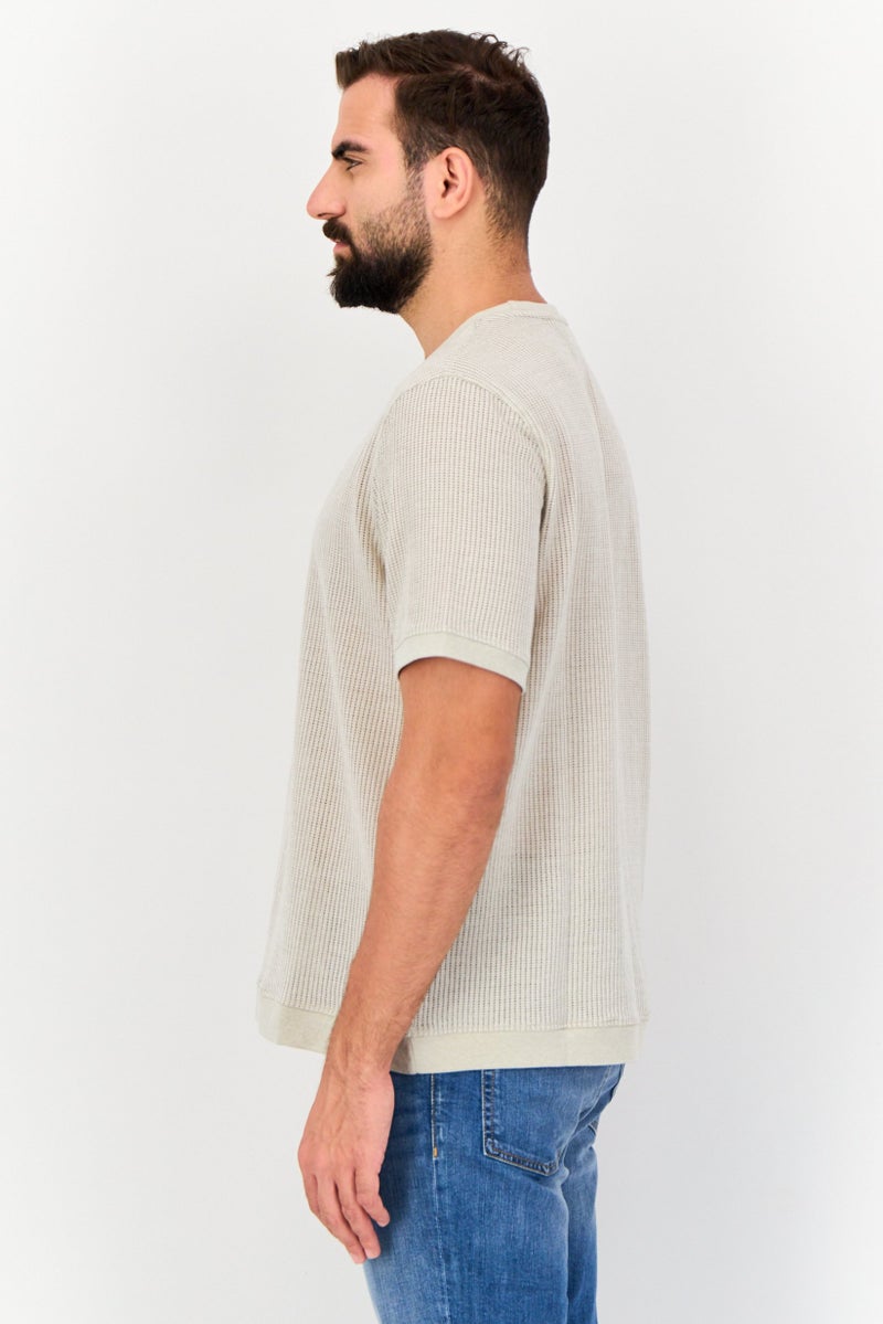 VINCE CAMUTO Men Crew Neck Short Sleeve Textured Knit T-Shirt, Beige - Image 4