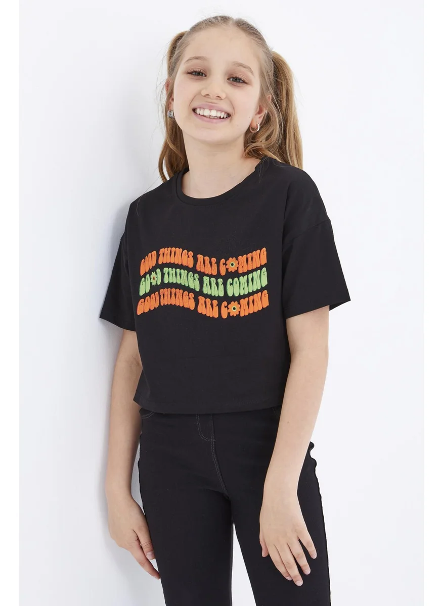 تومي لايف Black Oversize Colorful Text Printed Low Shoulder O Neck Girl Crop T-Shirt - 75038