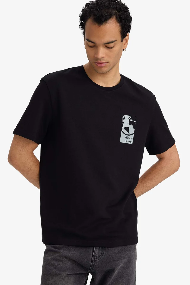 Defacto  Breathable Fabric Printed T-Shirt for Men | Best Price UAE