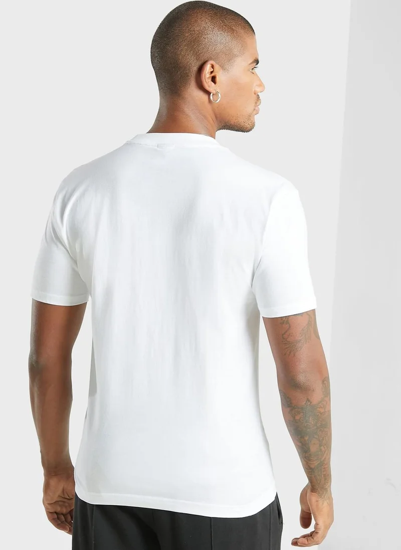 New Balance Essential Pocket T-Shirt