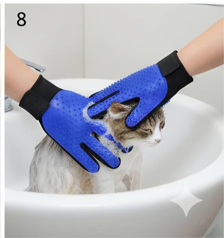Cat and Dog Hair Detangling and Massage Glove - For gentle grooming and removal of loose hair. - Image 1