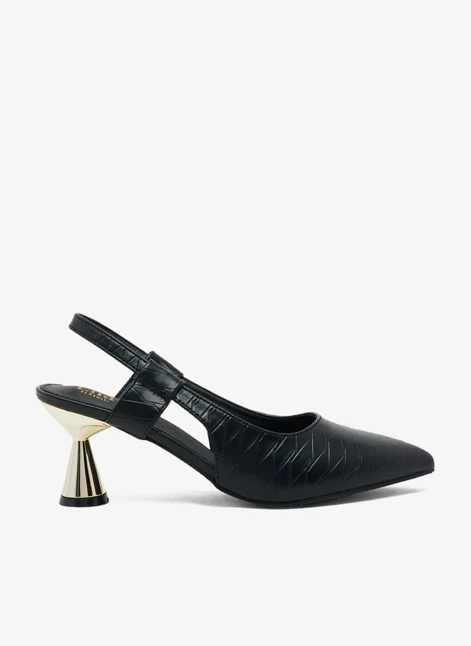 ايلا حذاء بمقدمة مدببة