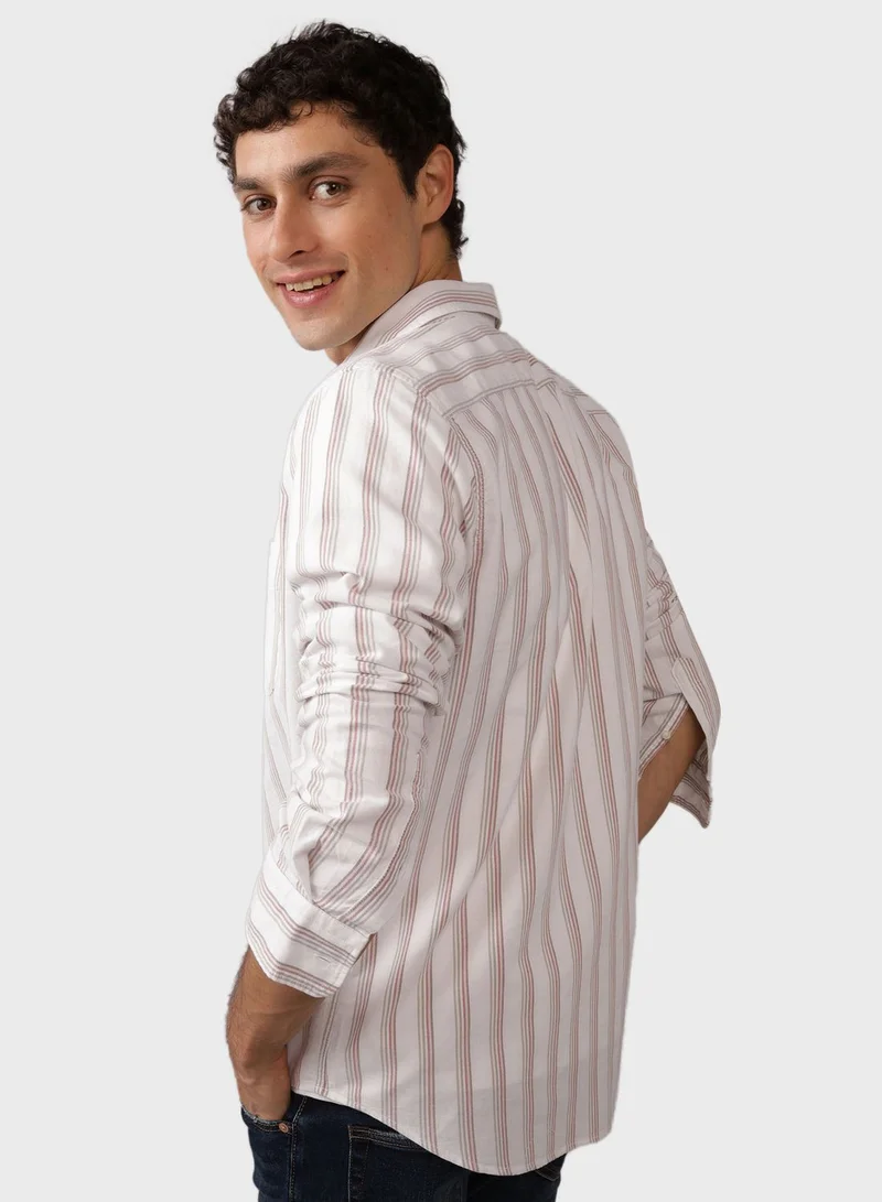 امريكان ايجل Embroidered Logo Stripe Slim Fit Oxford Shirt