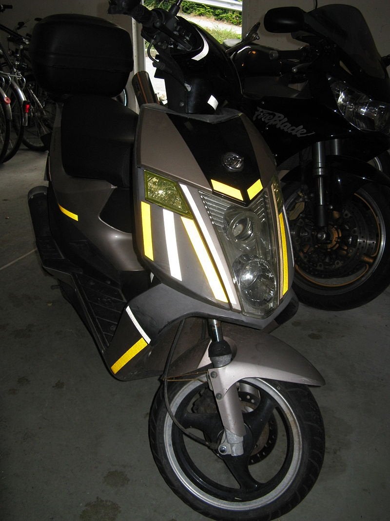 ETI High Intensity Reflective Tape Yellow 48mmX2Meter - Image 3