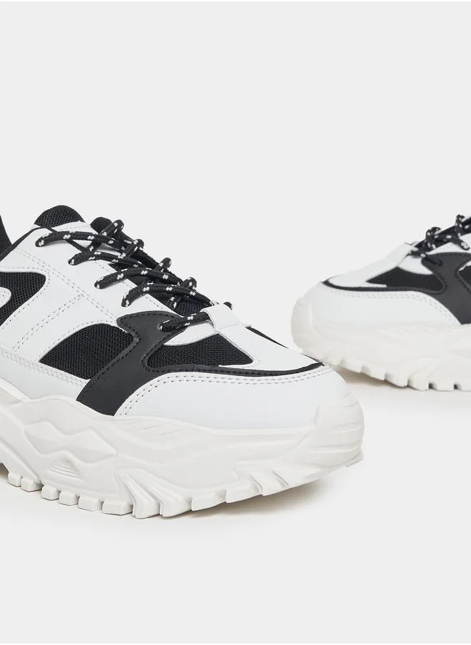 ستايلي Mono Lace Up Chunky Sneakers