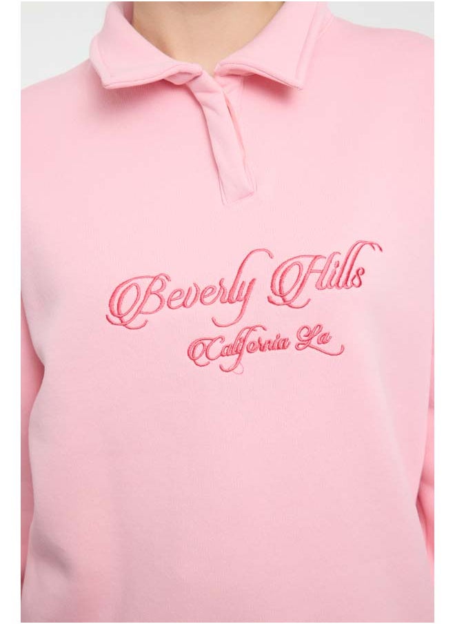 trendyol Light Pink Shirt Collar Embroidered Regular Fit Thick Polar Fleece Knitted Sweatshirt TWOAW24SW00182  - Image 4