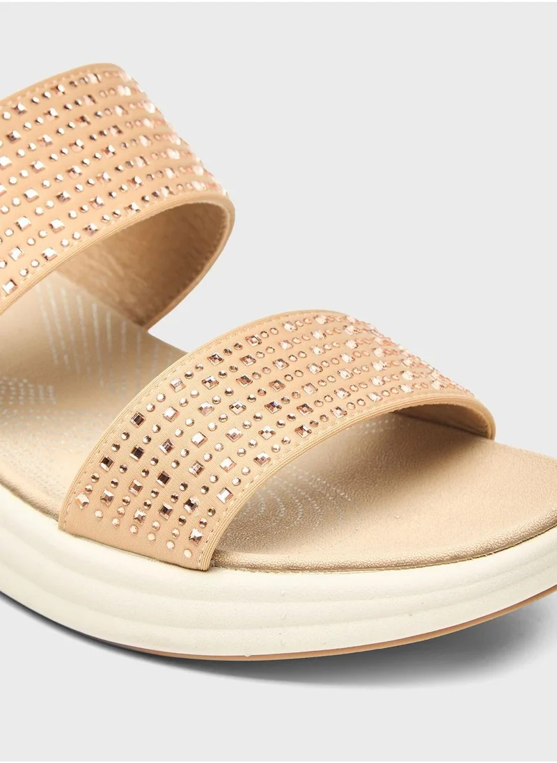 Le Confort Multi Strap Flat Sandals