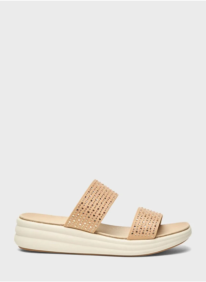 لو كونفورت Multi Strap Flat Sandals