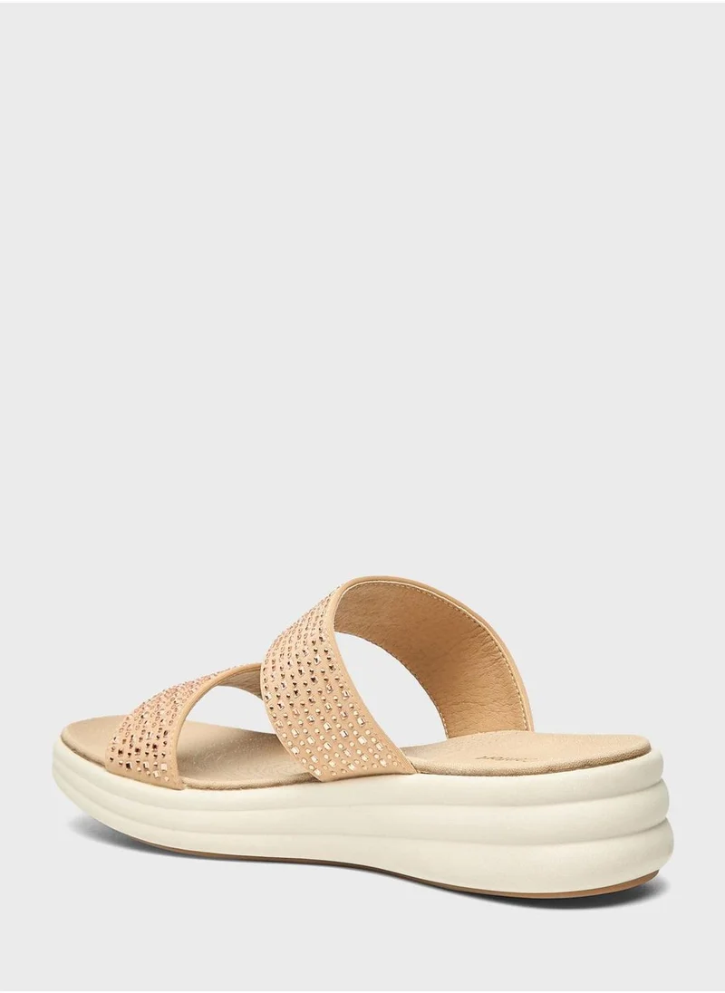 Le Confort Multi Strap Flat Sandals