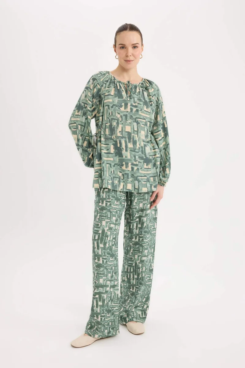 Defacto Regular Fit Crew Neck Long Sleeve Blouse