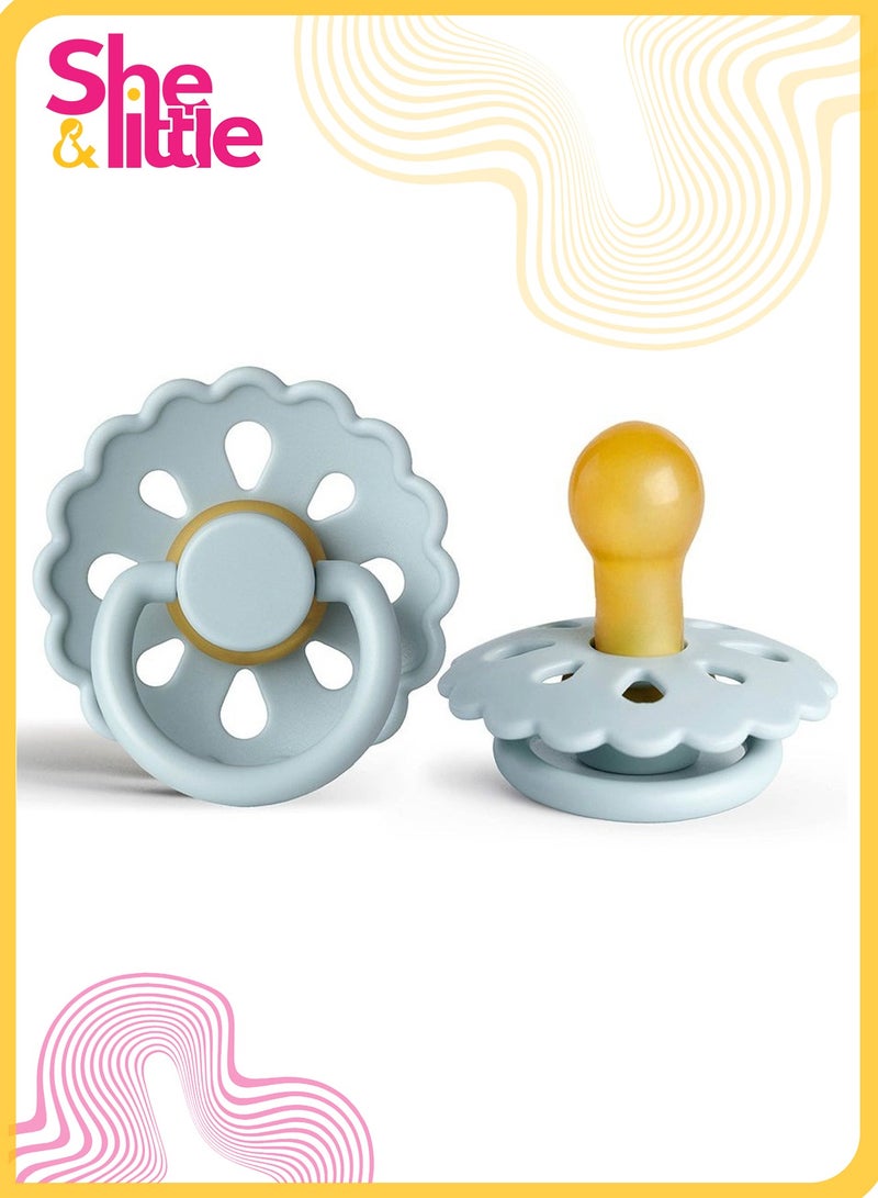 شي آند ليتل لهاية أطفال متعددة الأغراض على شكل زهرة، مهدئة ومخففة لآلام التسنين، آمنة وصديقة للبيئة، مثالية لحديثي الولادة والرضع (أزرق) - Image 1