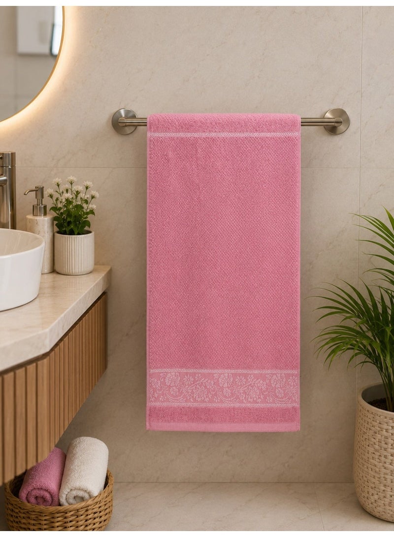 فوطة وجه، 50 × 100 سم، قطن 100%، تصميم منسوج بنقوش زهرية.