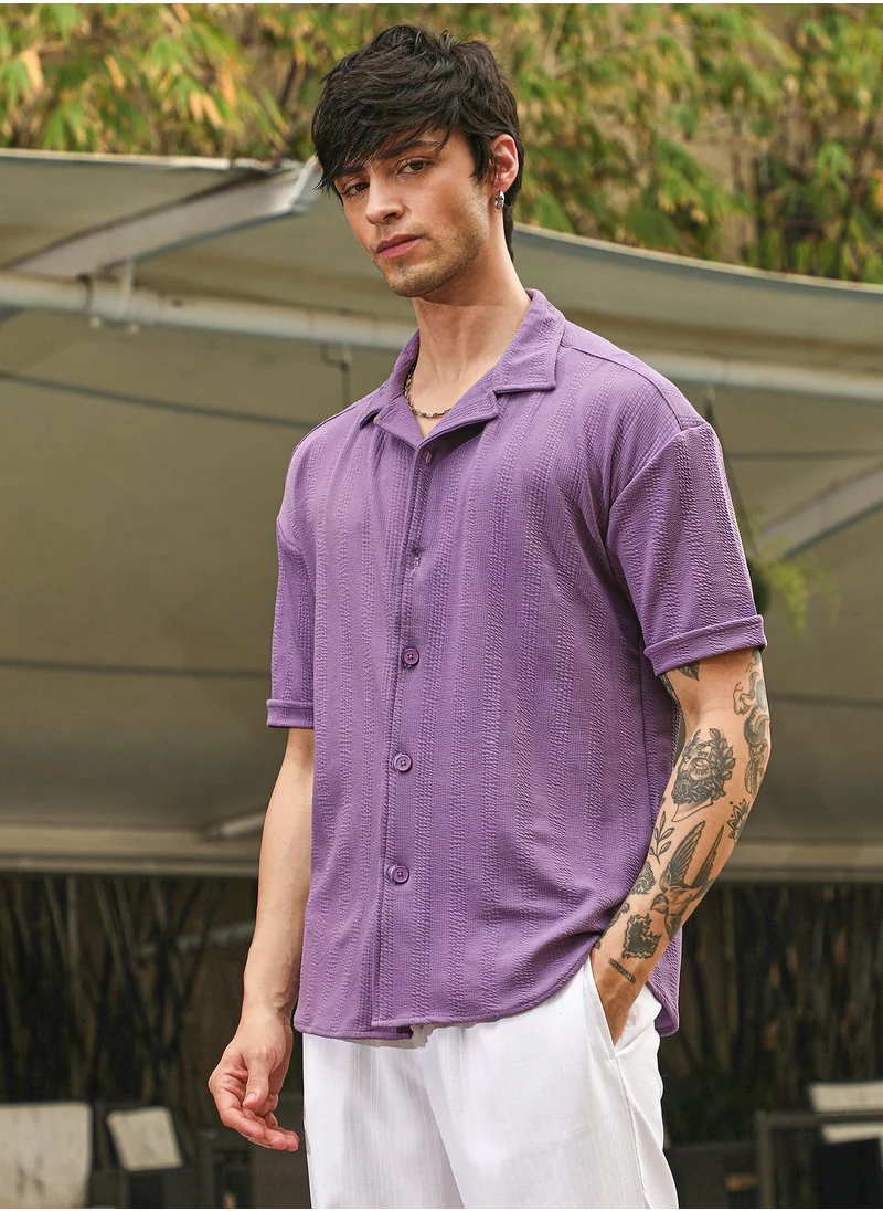 كامبوس سوترا Campus Sutra Men's Amethyst Purple Rope-Textured Oversized Shirt For Casual Wear | Cuban Collar | Short Sleeve | Button Closure | Oversized Shirt Crafted With Comfort Fit For Everyday Wear