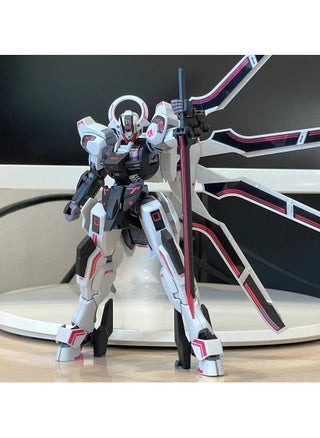White/pink/black