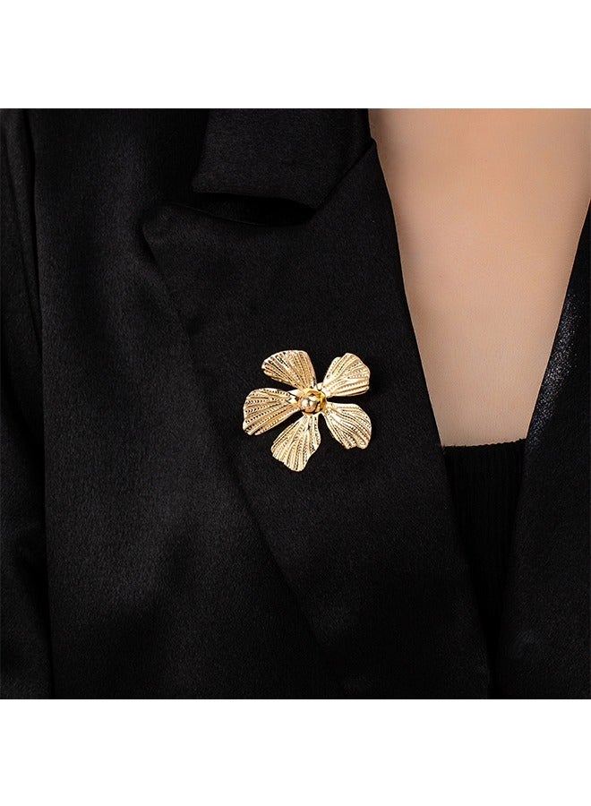 Beyond Flower Brooche, Anti Rust and Anti Fading Alloy Brooch Pins, Corsage Scarf Clip Women Girls (Gold) - Image 3