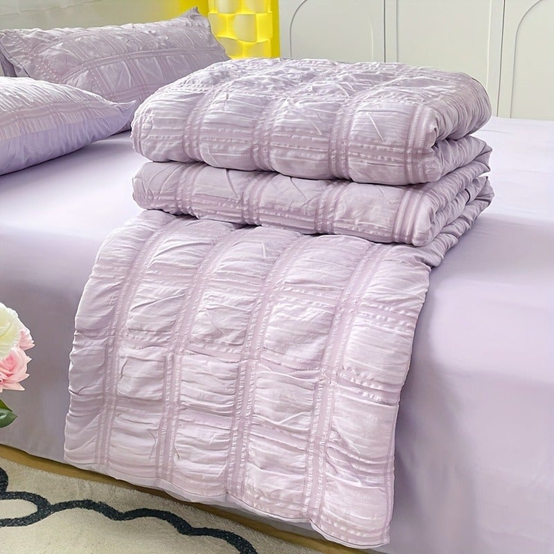 Lightweight Summer Quilt - Breathable Seersucker, Soft & Comfortable Bedding for All Seasons, Perfect for Bedroom Decor - Image 4