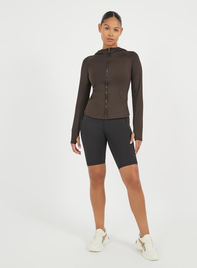 ستايلي اكتيف جاكيت بسحاب بغطاء رأس وتفاصيل خياطة كونتور - Image 2