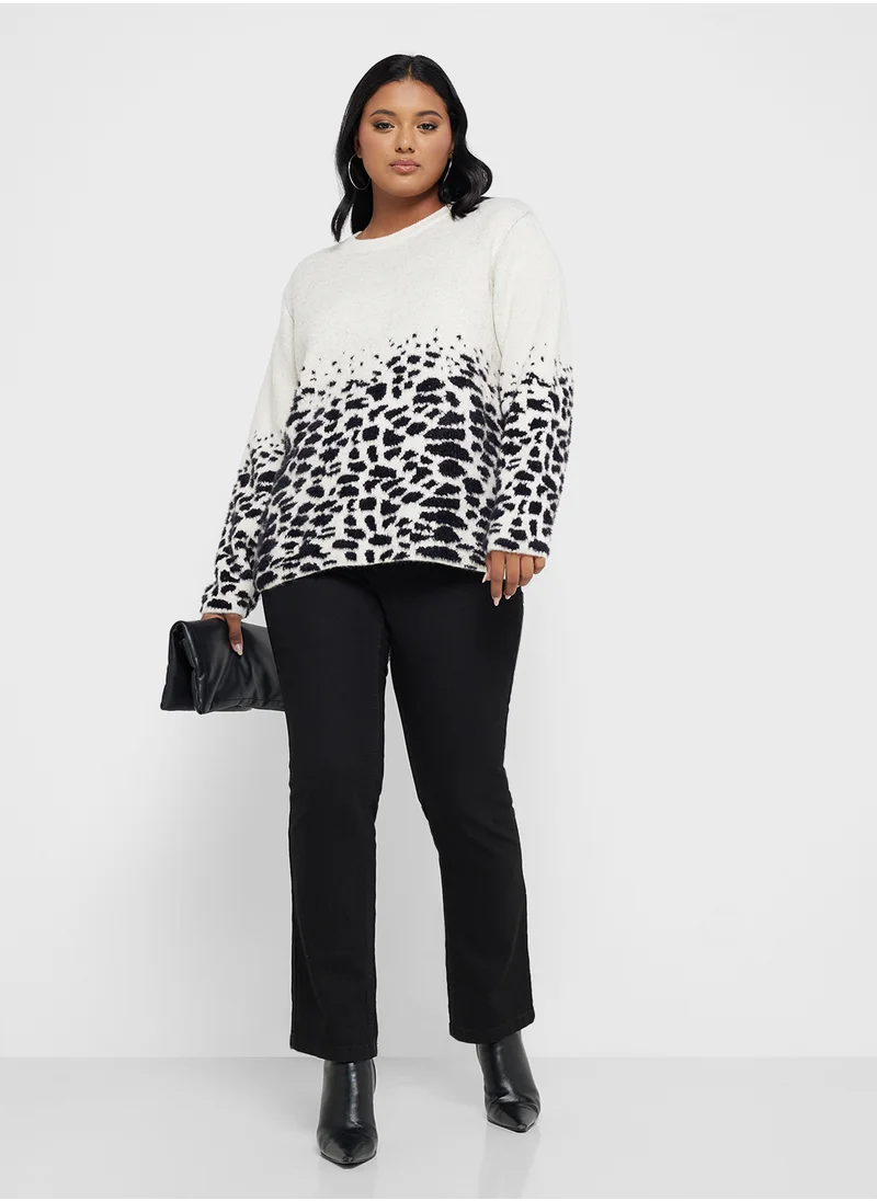 Only Carmakoma Crew Neck Printed Sweater