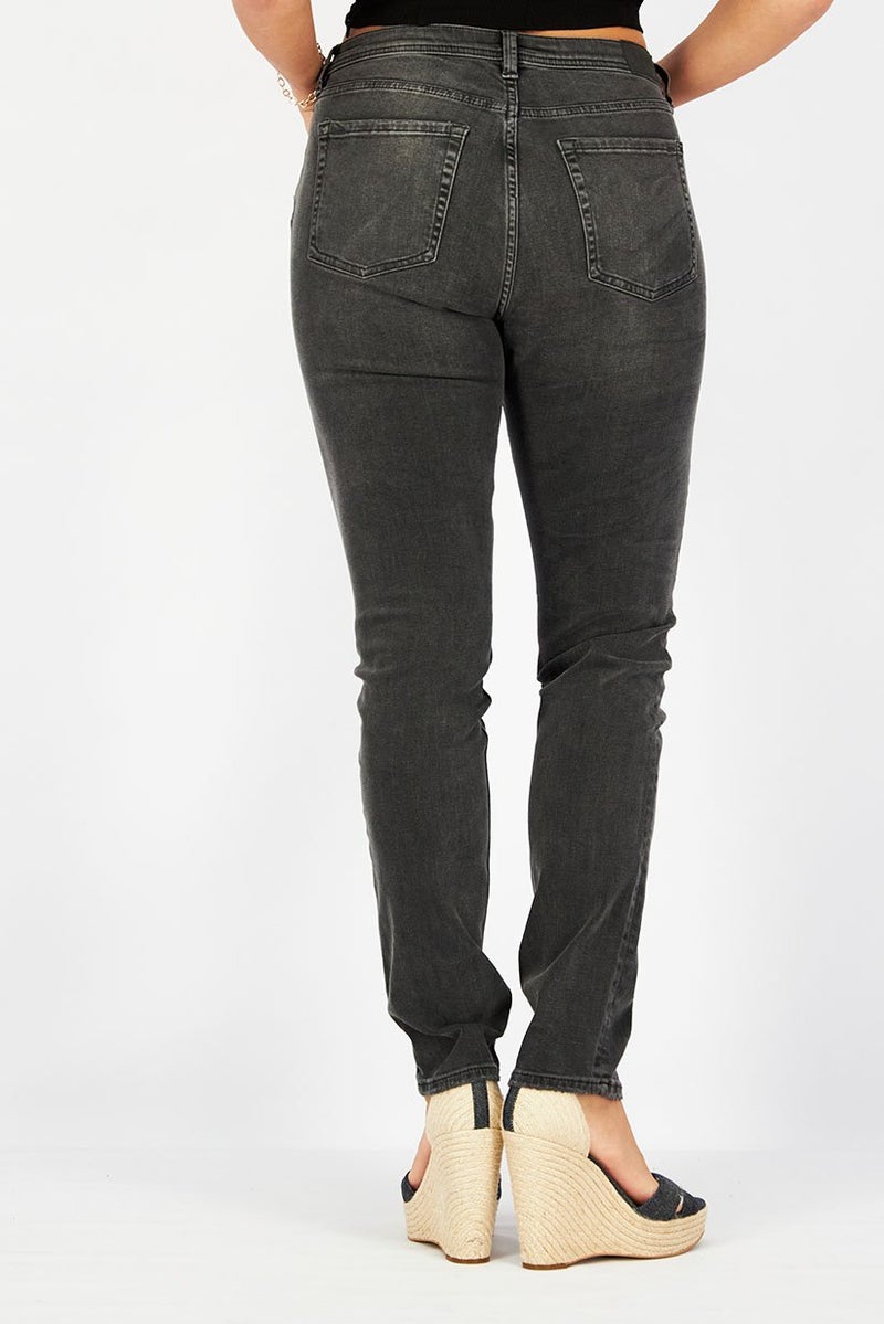 EDC Women Slim Fit Solid Jeans, Wash Black - Image 3